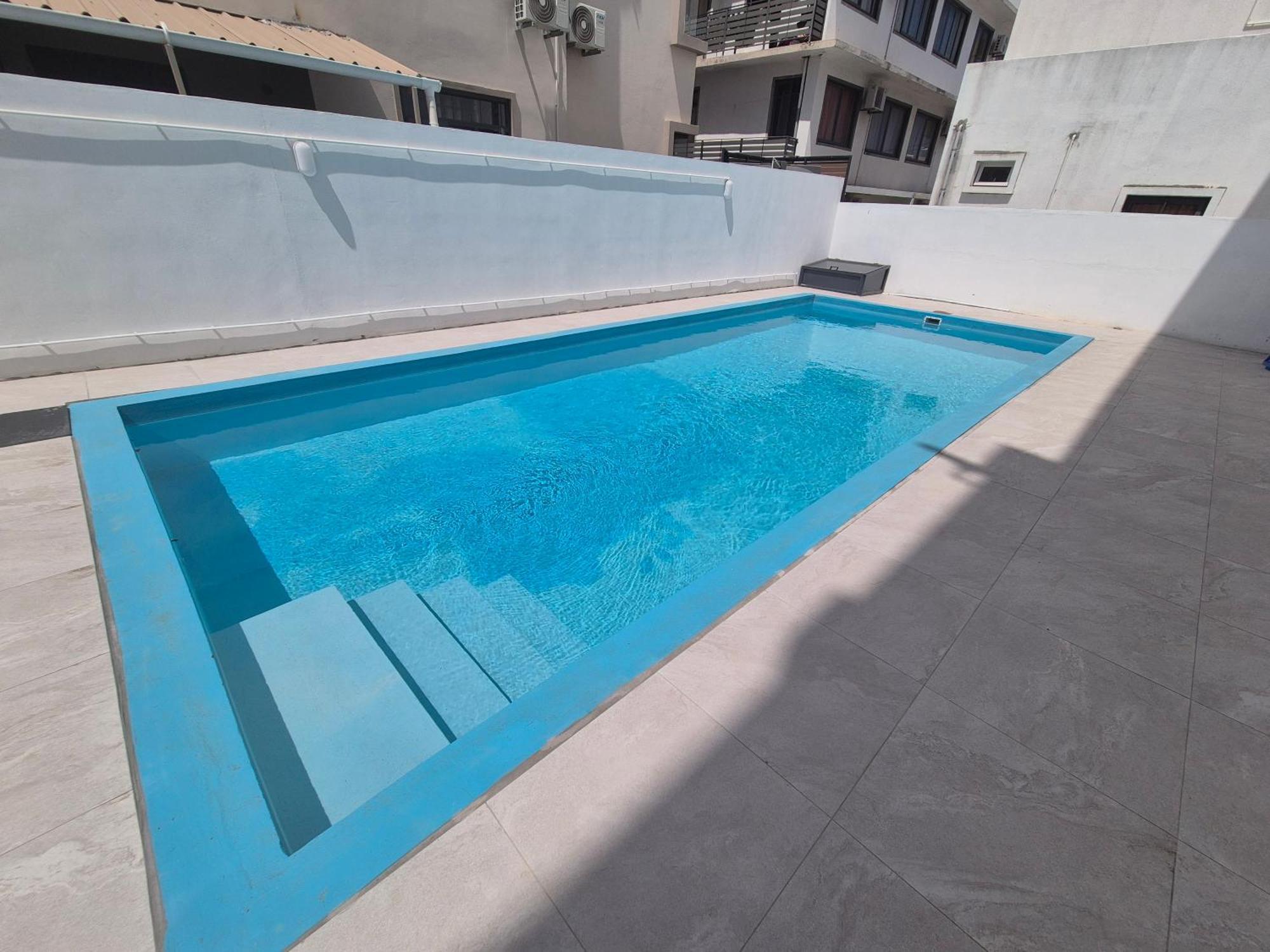 Skyview Apartment- Rooftop Penthouse With Sunset & Sea Views Flic-en-Flacq Екстериор снимка